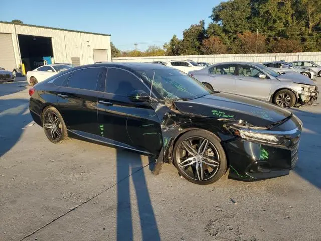 2022 HONDA ACCORD TOURING  