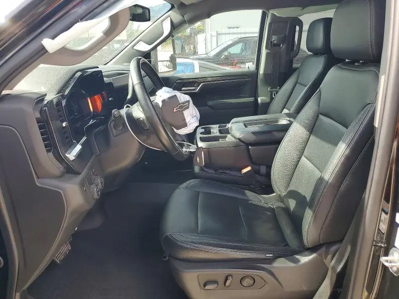 2024 CHEVROLET SILVERADO C1500 RST  