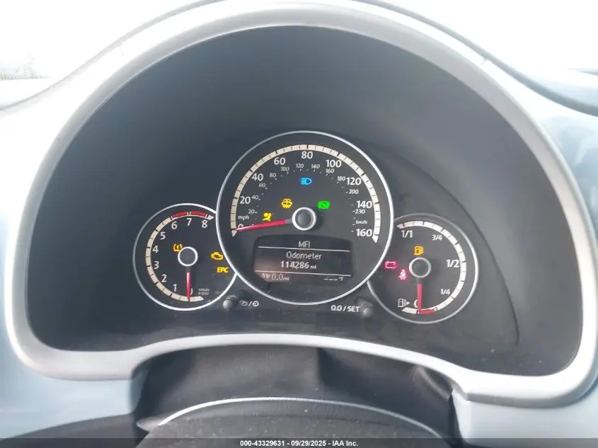 2013 VOLKSWAGEN BEETLE 2.5L