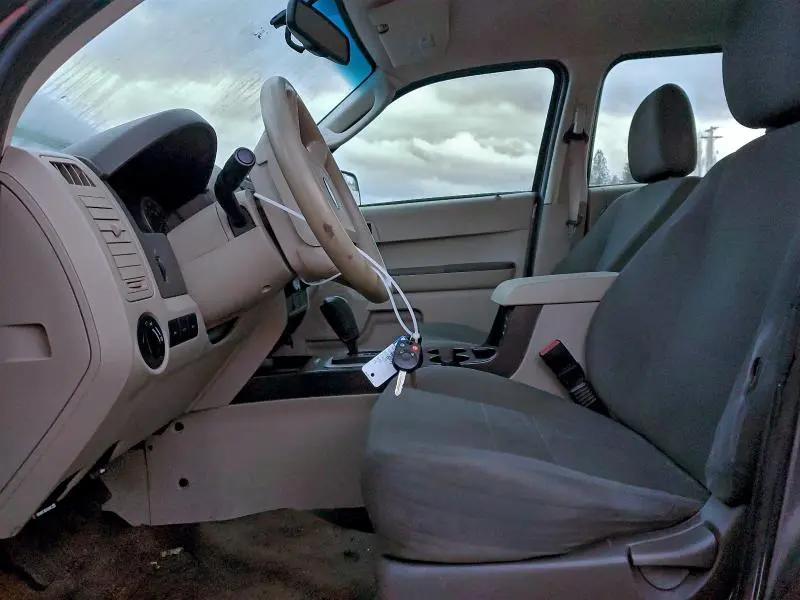 2012 FORD ESCAPE XLS  