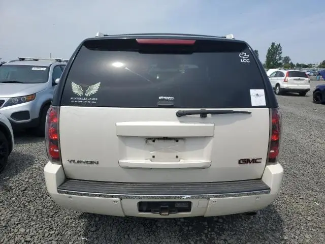 2013 GMC YUKON DENALI  