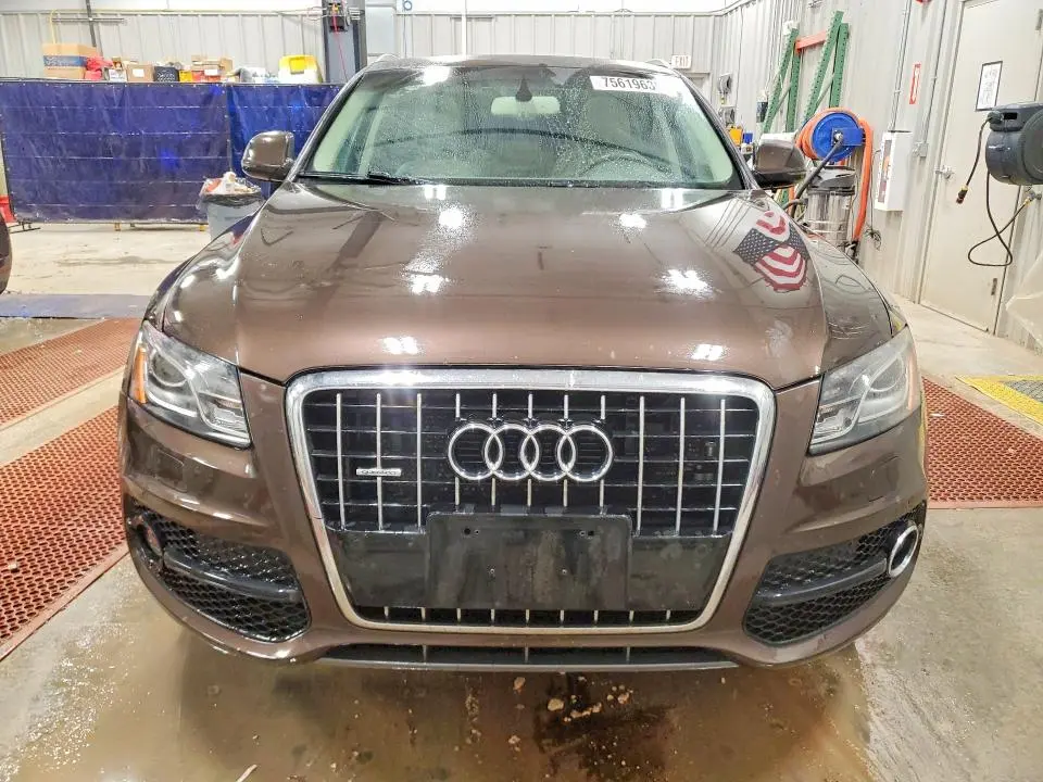 2011 AUDI Q5 PREMIUM PLUS  