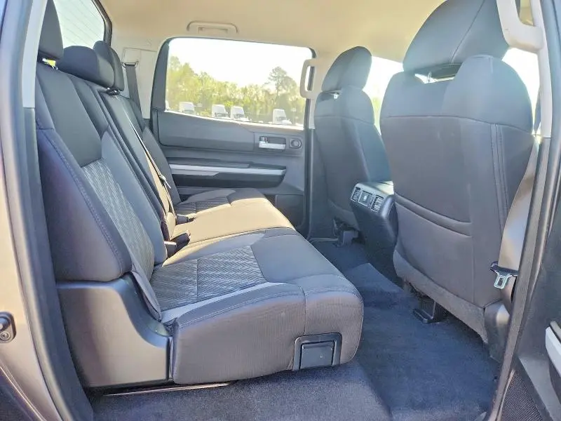 2019 TOYOTA TUNDRA CREWMAX SR5  