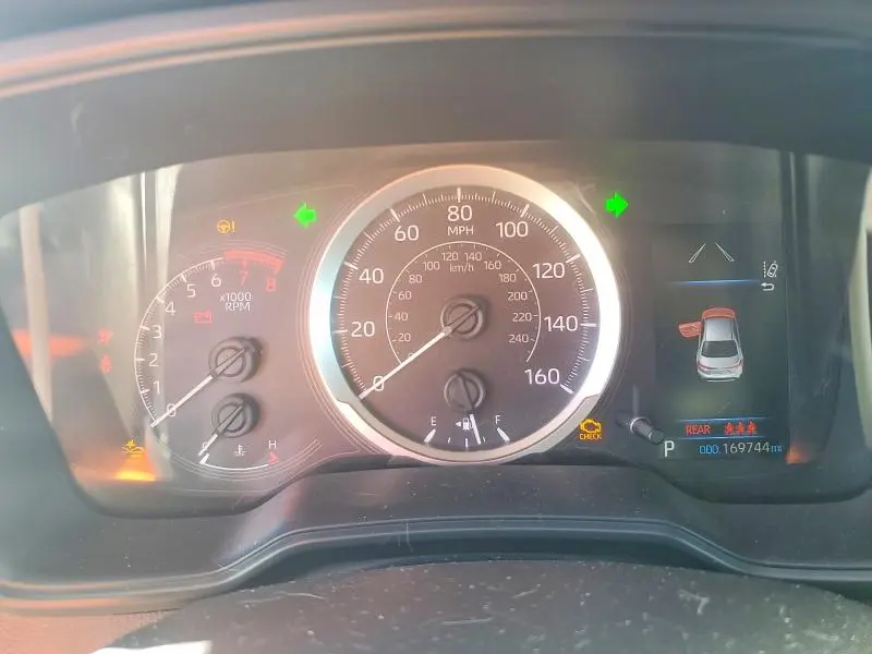 2020 TOYOTA COROLLA LE  