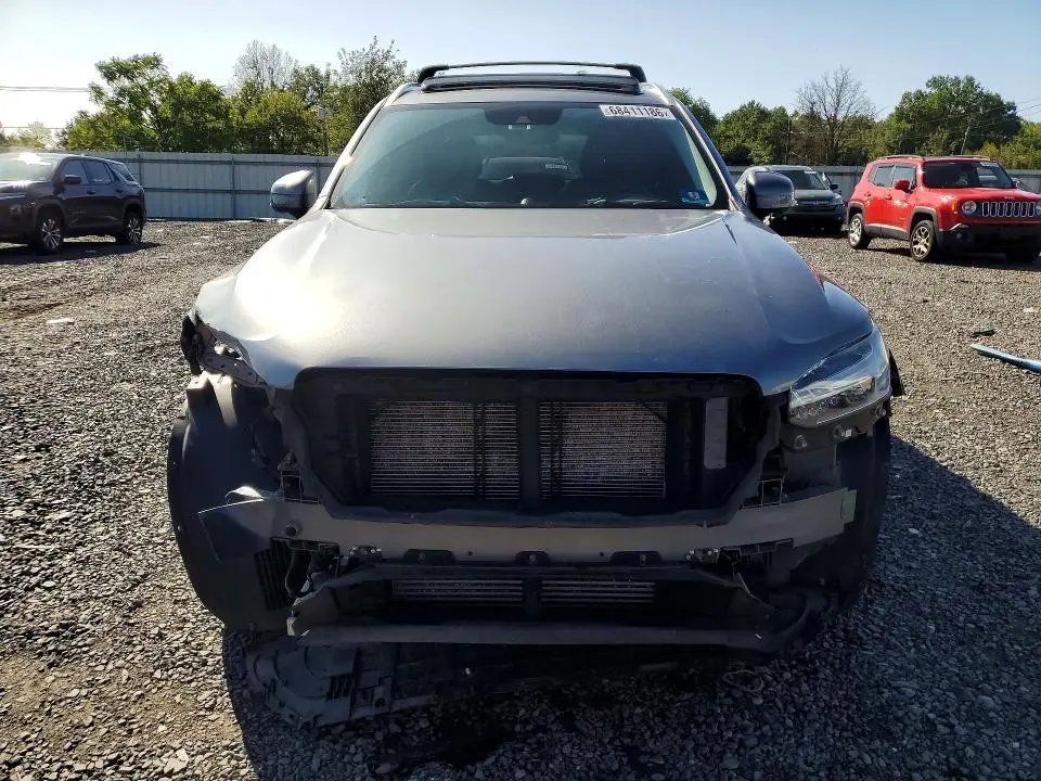 2016 VOLVO XC90 T6  