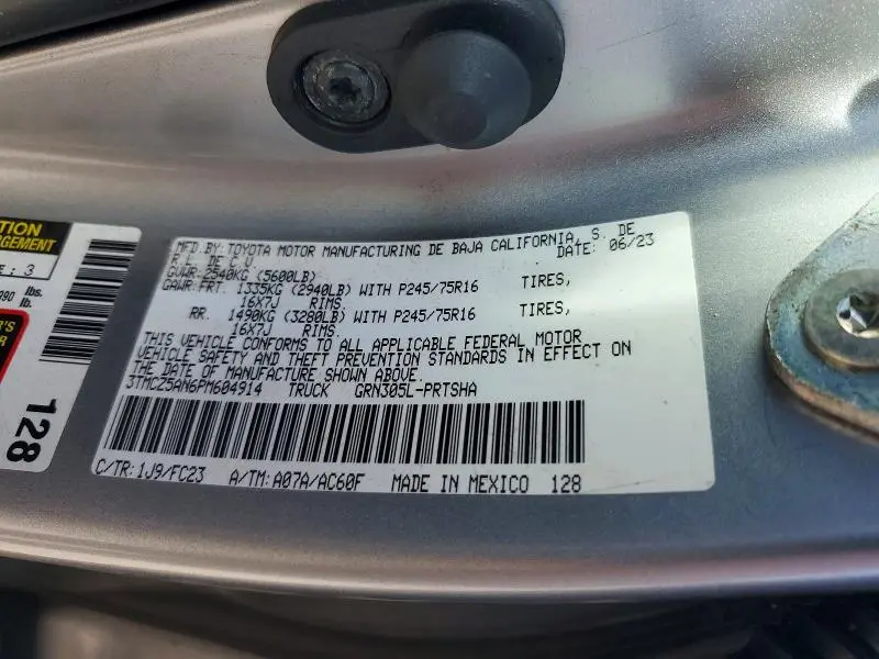 2023 TOYOTA TACOMA SR5 V6  