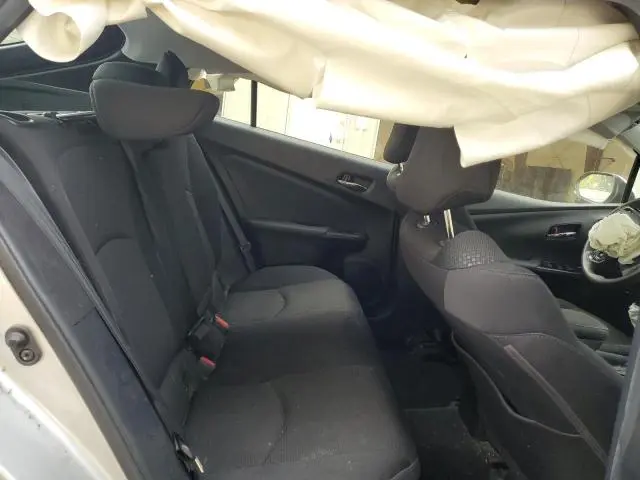 2021 TOYOTA PRIUS LE