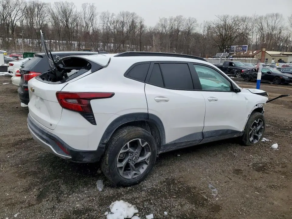 2025 CHEVROLET TRAX 1LT  