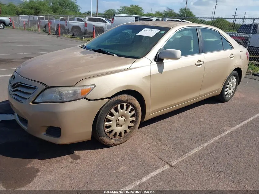 2010 TOYOTA CAMRY LE