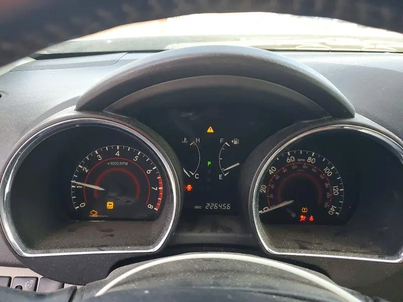 2011 TOYOTA HIGHLANDER LIMITED  