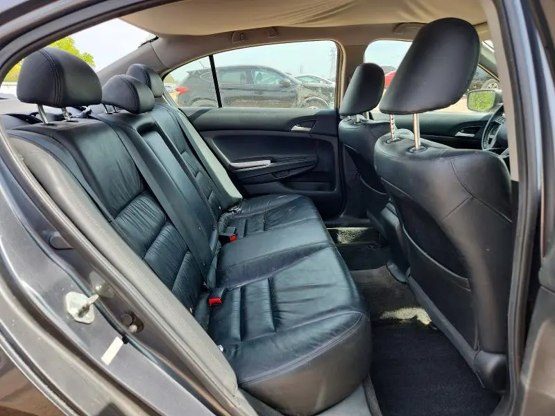 2011 HONDA ACCORD SE  