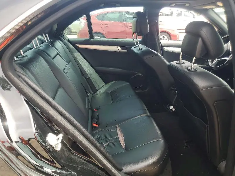 2013 MERCEDES-BENZ C 250  
