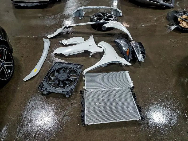 2025 FORD ESCAPE ST LINE SELECT  