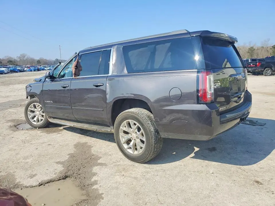 2017 GMC YUKON XL C1500 SLT  