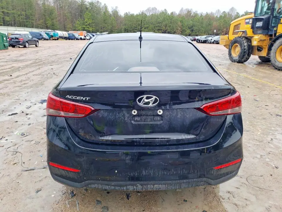 2018 HYUNDAI ACCENT SE  