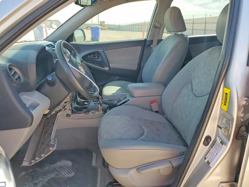 2011 TOYOTA RAV4 BASE  