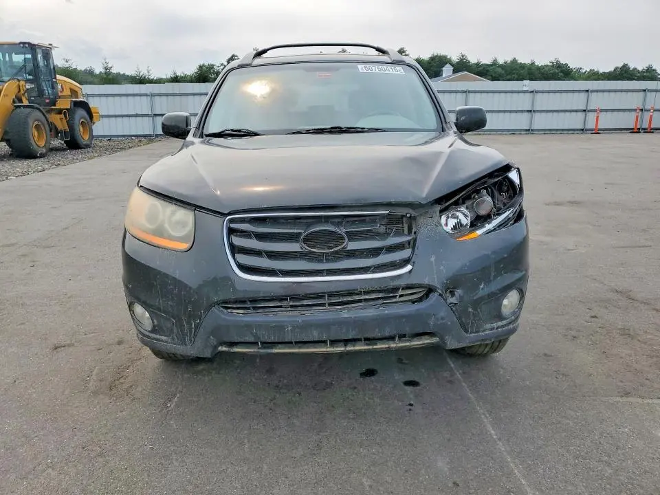 2010 HYUNDAI SANTA FE SE  
