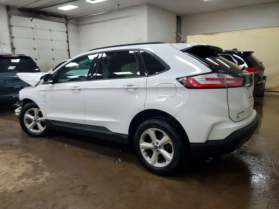 2020 FORD EDGE SE  