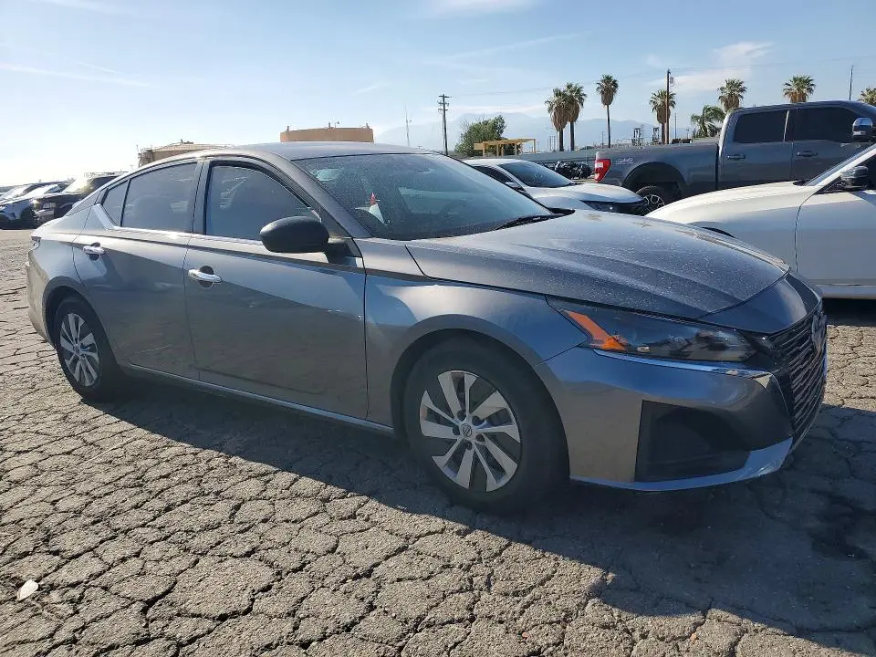 2024 NISSAN ALTIMA S  