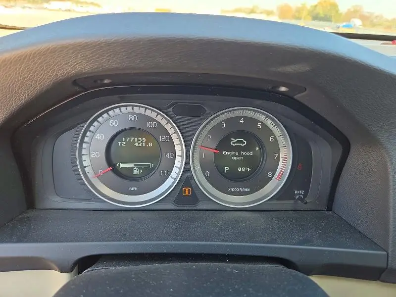2012 VOLVO S60 T5  