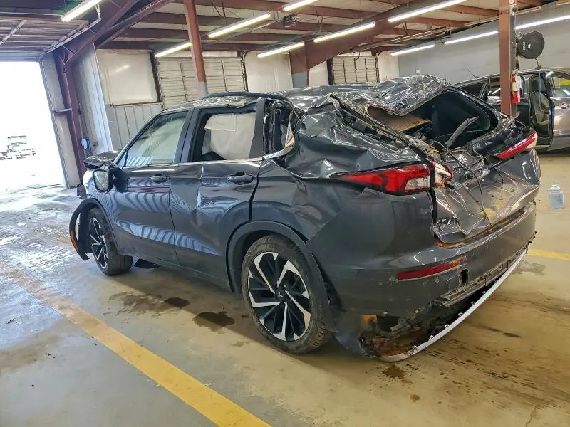 2024 MITSUBISHI OUTLANDER SE  