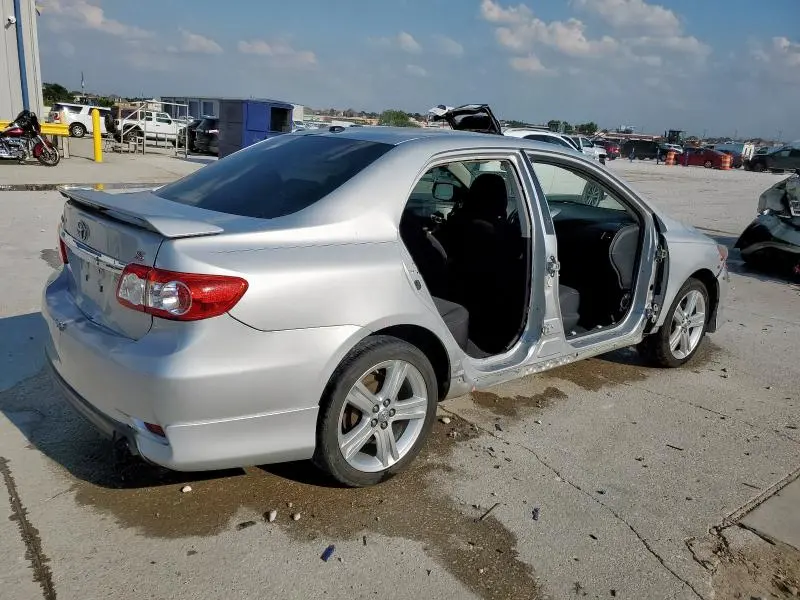 2013 TOYOTA COROLLA BASE  