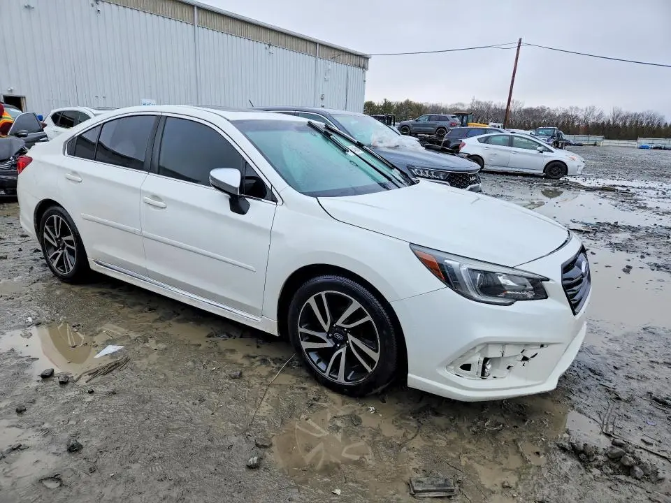 2018 SUBARU LEGACY SPORT  
