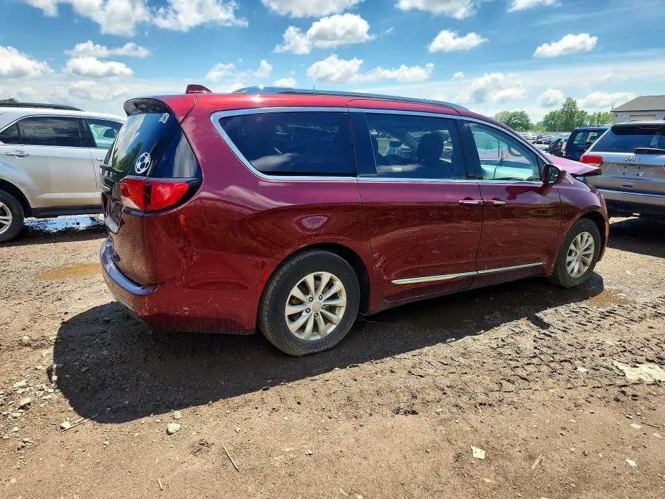 2018 CHRYSLER PACIFICA TOURING L PLUS  