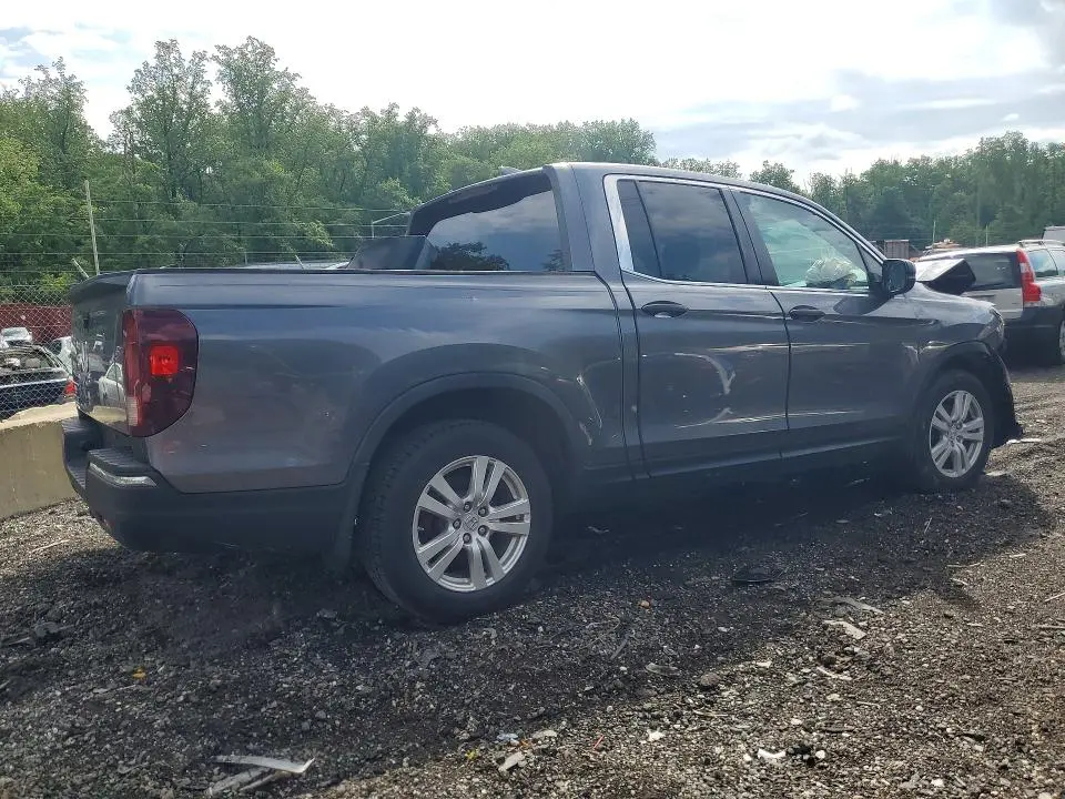 2017 HONDA RIDGELINE RT  