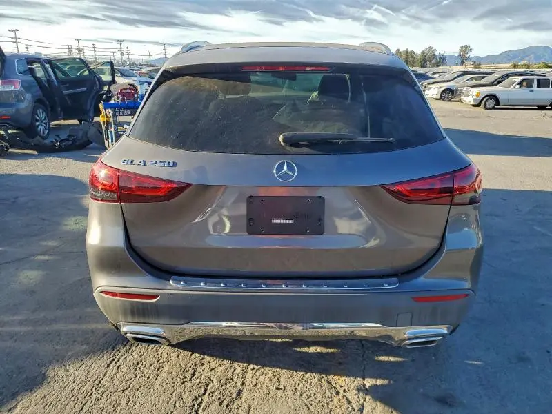 2022 MERCEDES-BENZ GLA 250  