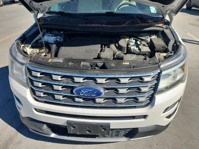 2017 FORD EXPLORER XLT  