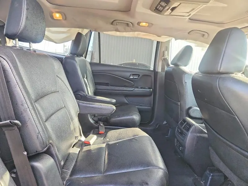 2016 HONDA PILOT ELITE  