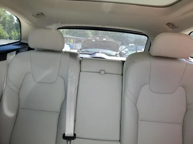 2025 VOLVO XC60 PLUS  