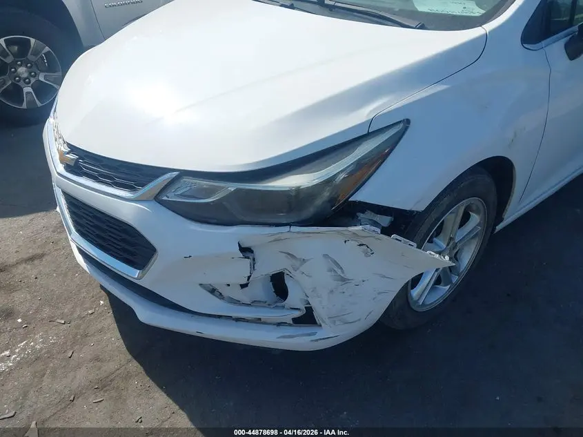 2017 CHEVROLET CRUZE LT AUTO