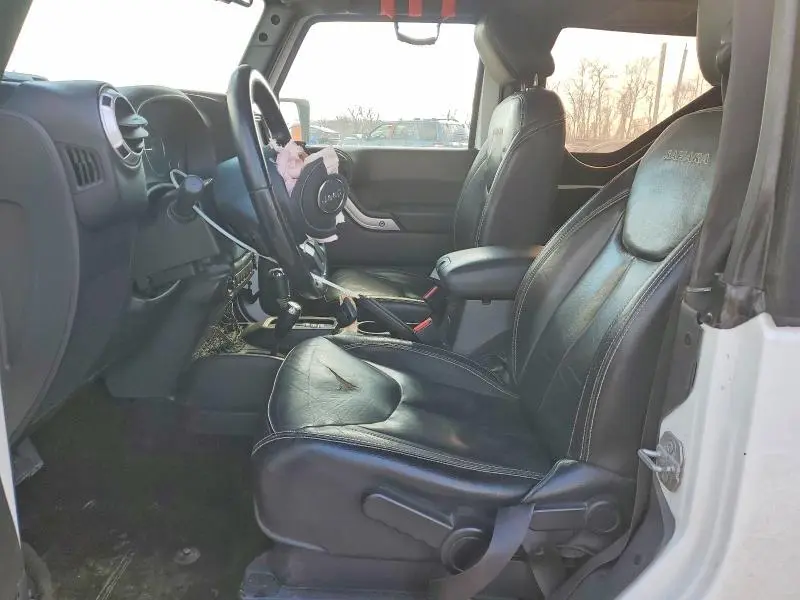 2016 JEEP WRANGLER SAHARA  