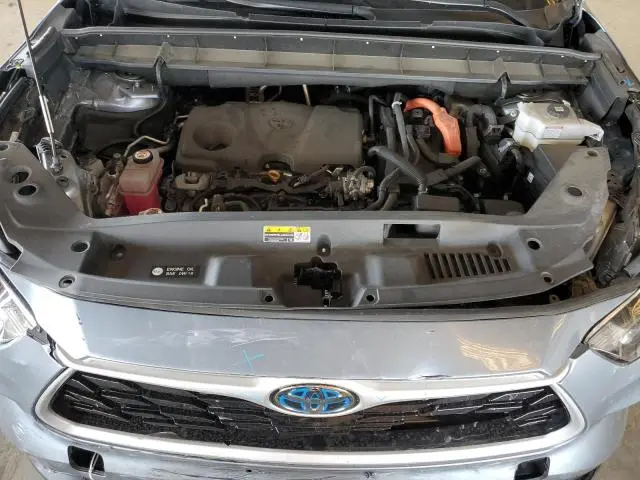 2023 TOYOTA HIGHLANDER HYBRID XLE  