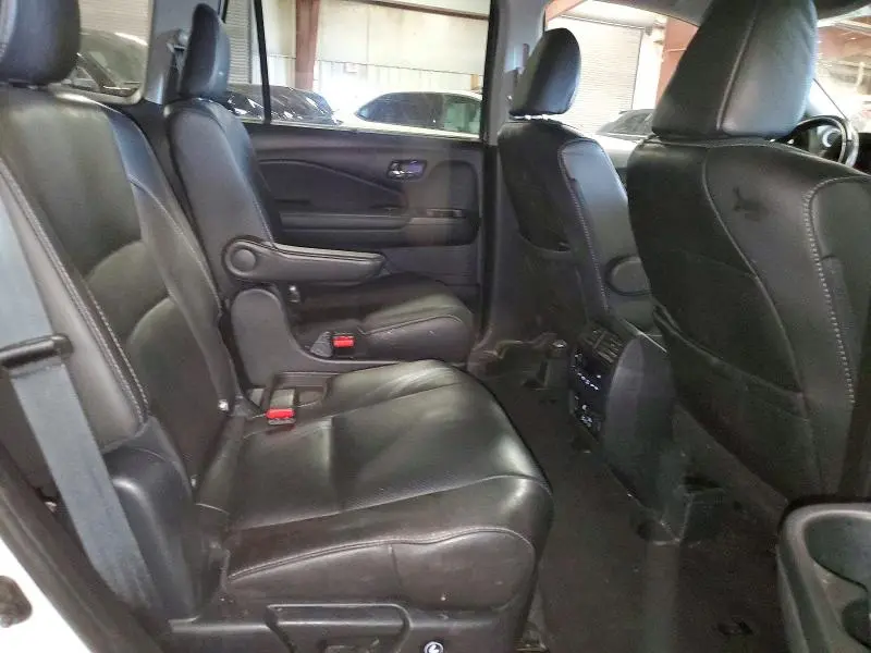 2020 HONDA PILOT ELITE  