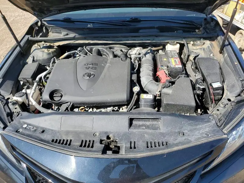 2018 TOYOTA CAMRY XLE V6  