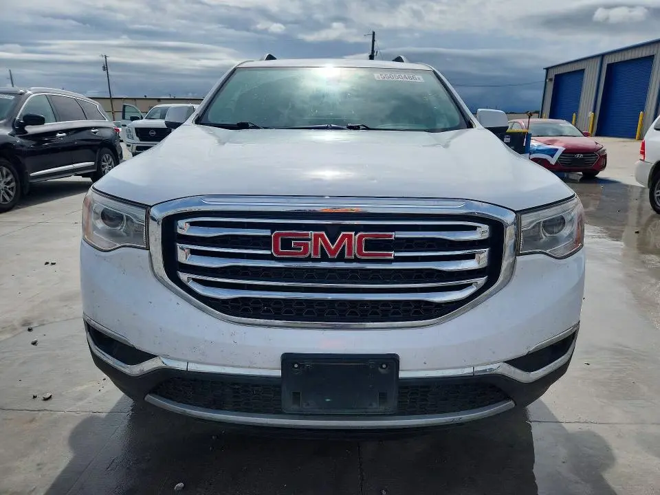 2017 GMC ACADIA SLT-1  