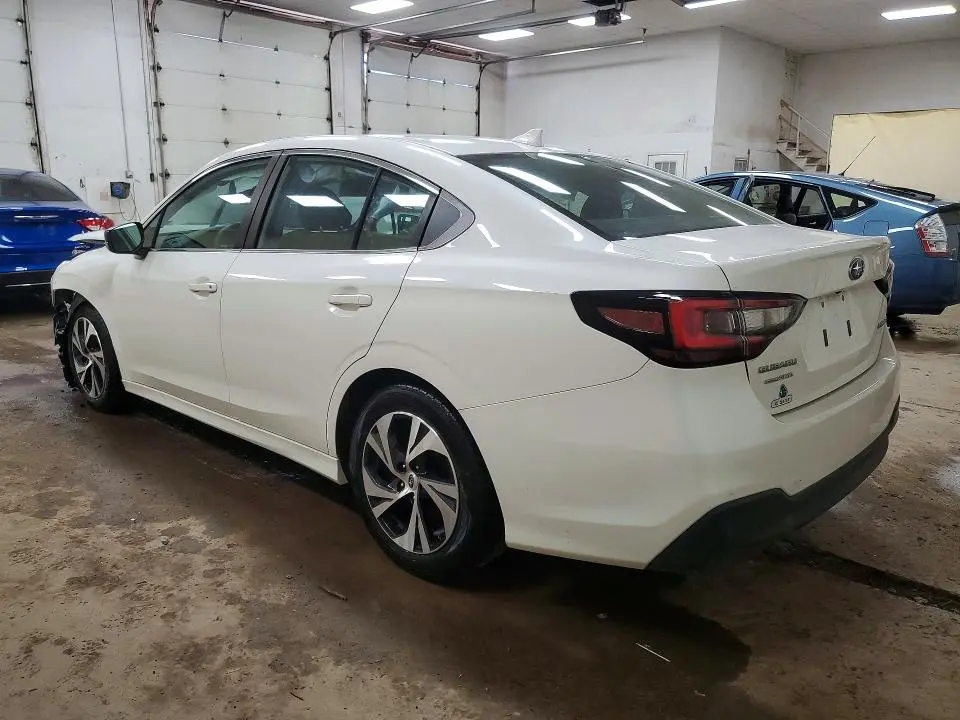 2022 SUBARU LEGACY   