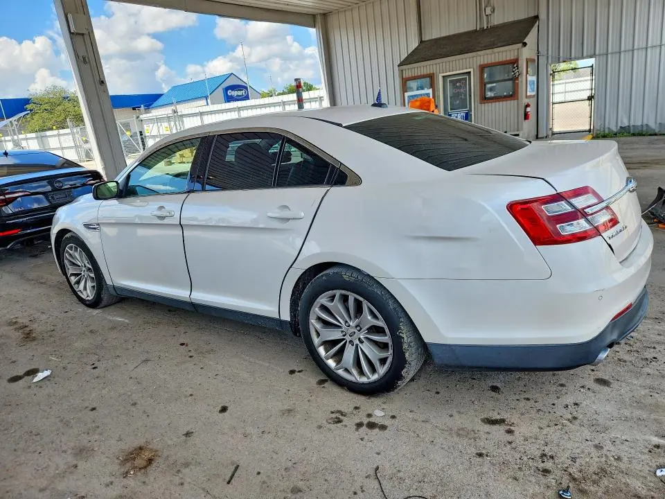 2015 FORD TAURUS LIMITED  