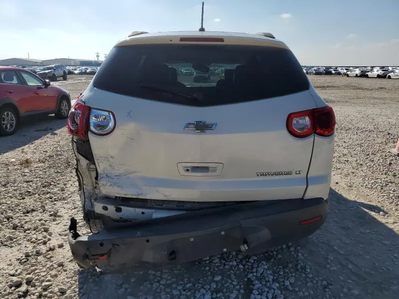 2012 CHEVROLET TRAVERSE LT  