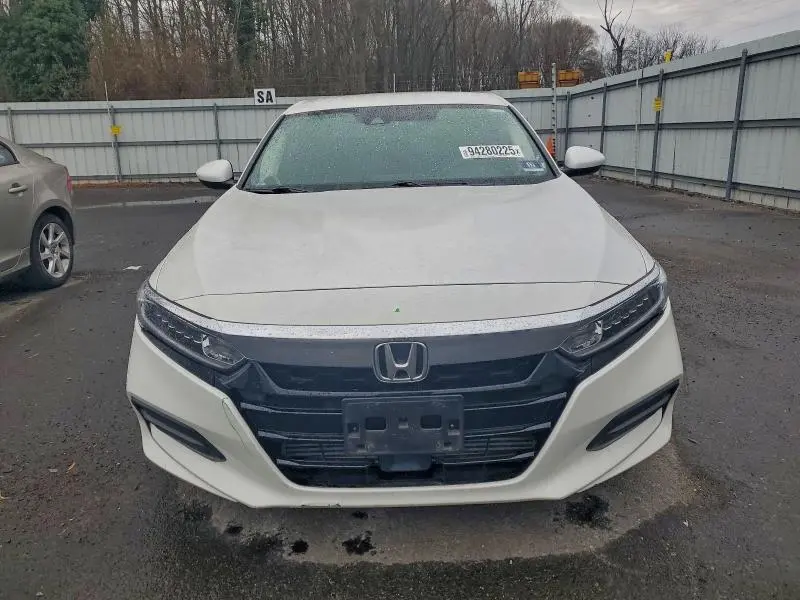 2019 HONDA ACCORD LX  