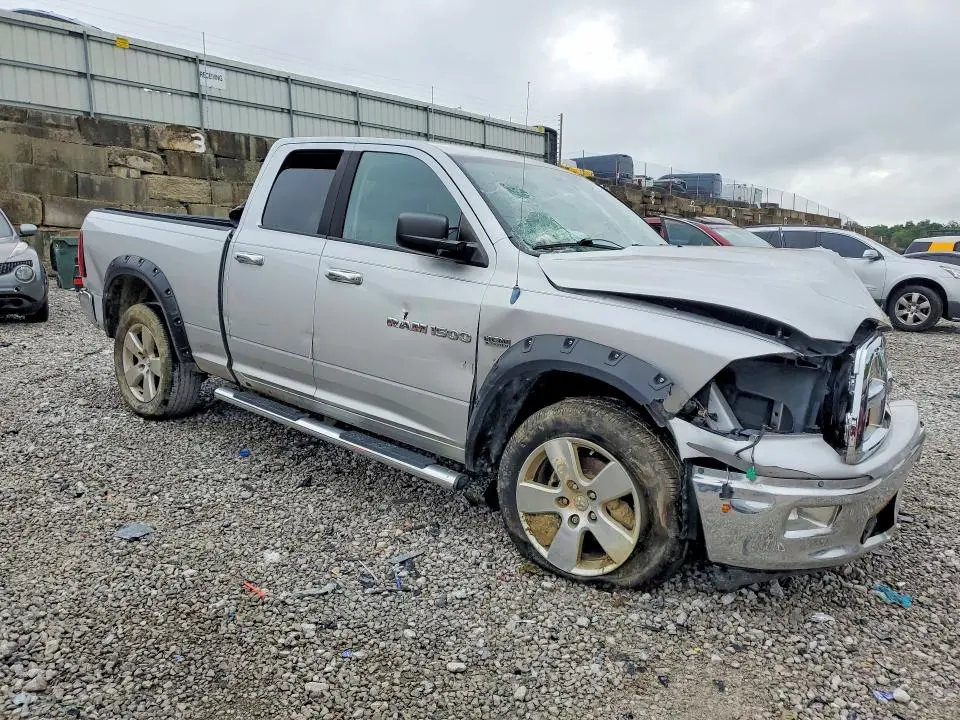 2012 DODGE RAM 1500 SLT  