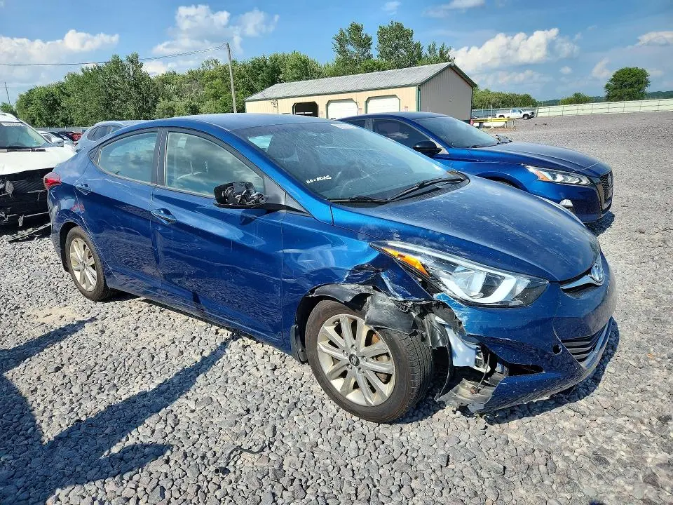 2016 HYUNDAI ELANTRA SE  