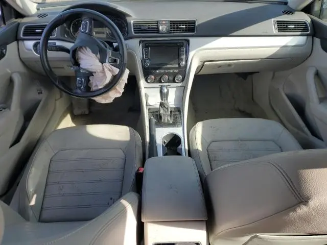 2013 VOLKSWAGEN PASSAT SE  