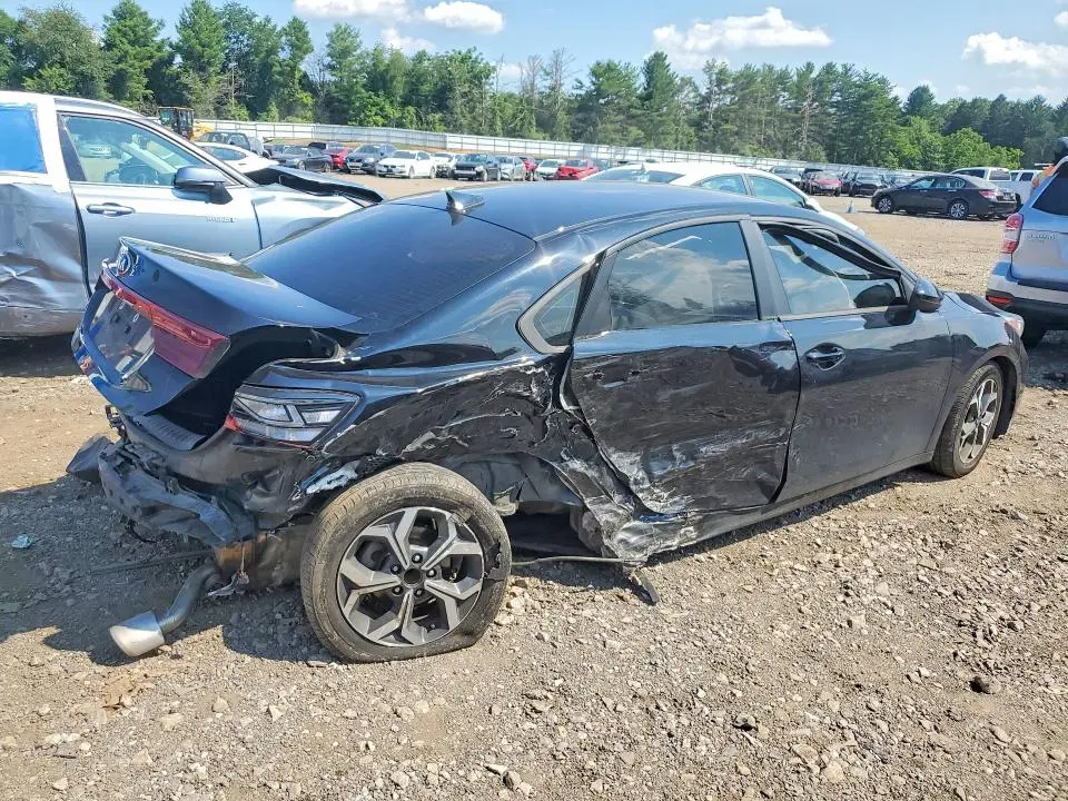 2021 KIA FORTE LXS  