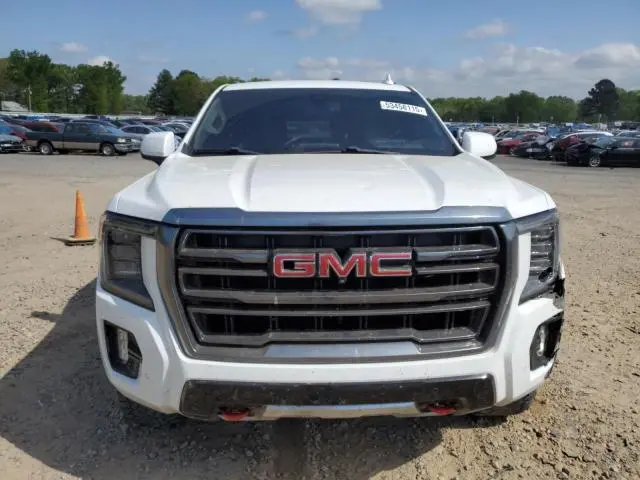 2021 GMC YUKON AT4  