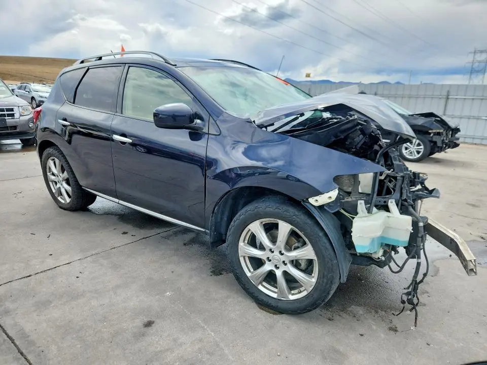 2013 NISSAN MURANO S  