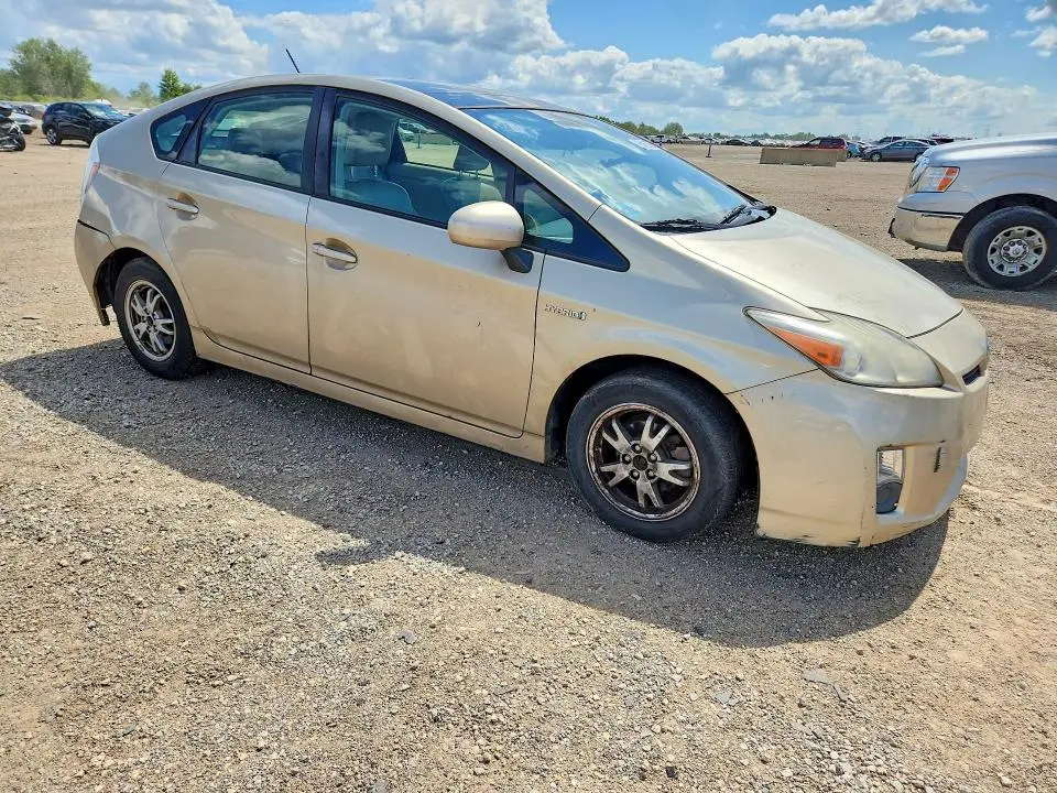 2010 TOYOTA PRIUS IV  